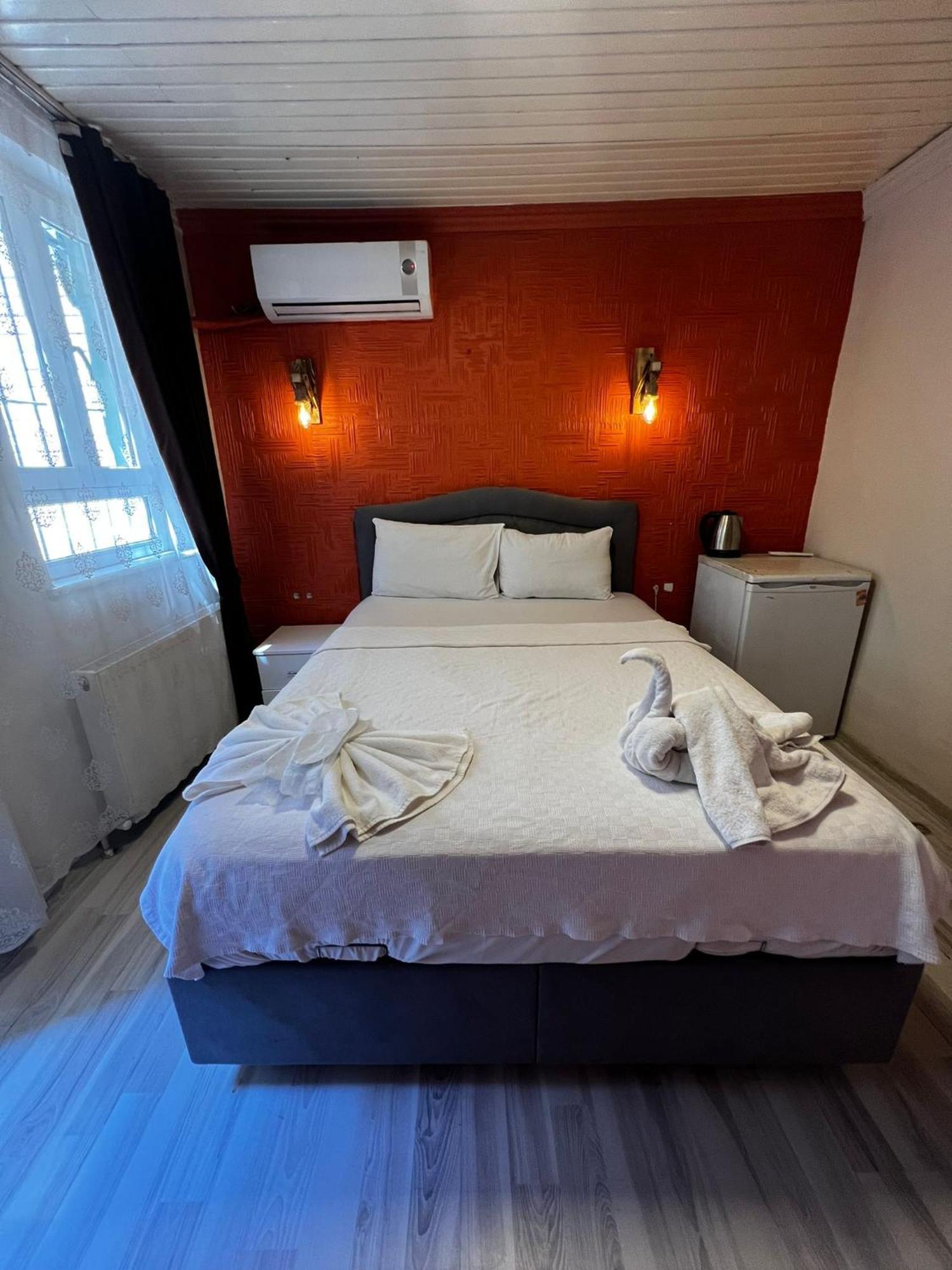 Taksim Bricktown Suite Истанбул Екстериор снимка