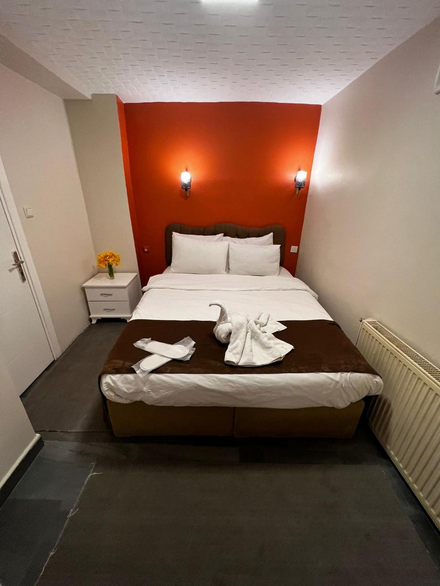 Taksim Bricktown Suite Истанбул Екстериор снимка